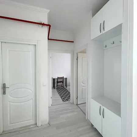 Apartment Northeasterly Flat Levent *