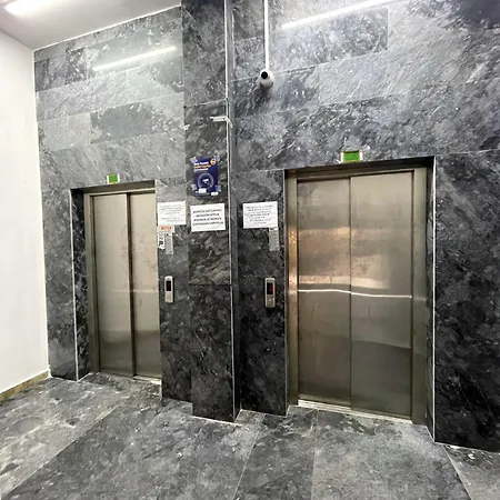 Northeasterly Flat Levent Apartment Istanbul